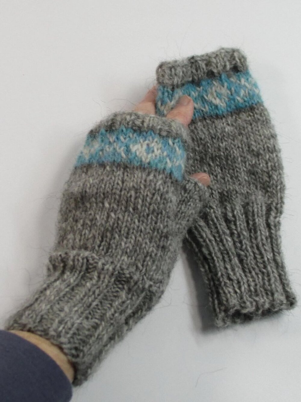 Hand Knit Icelandic Wool Fingerless Mitts, Gloves, Hand Knit Women One Size